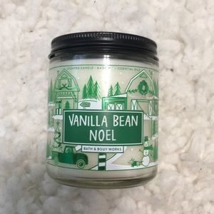 Vanilla Bean Noel Bath & Body Works candle
